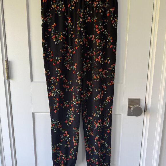 Cece Floral Pants - Picture 4 of 6